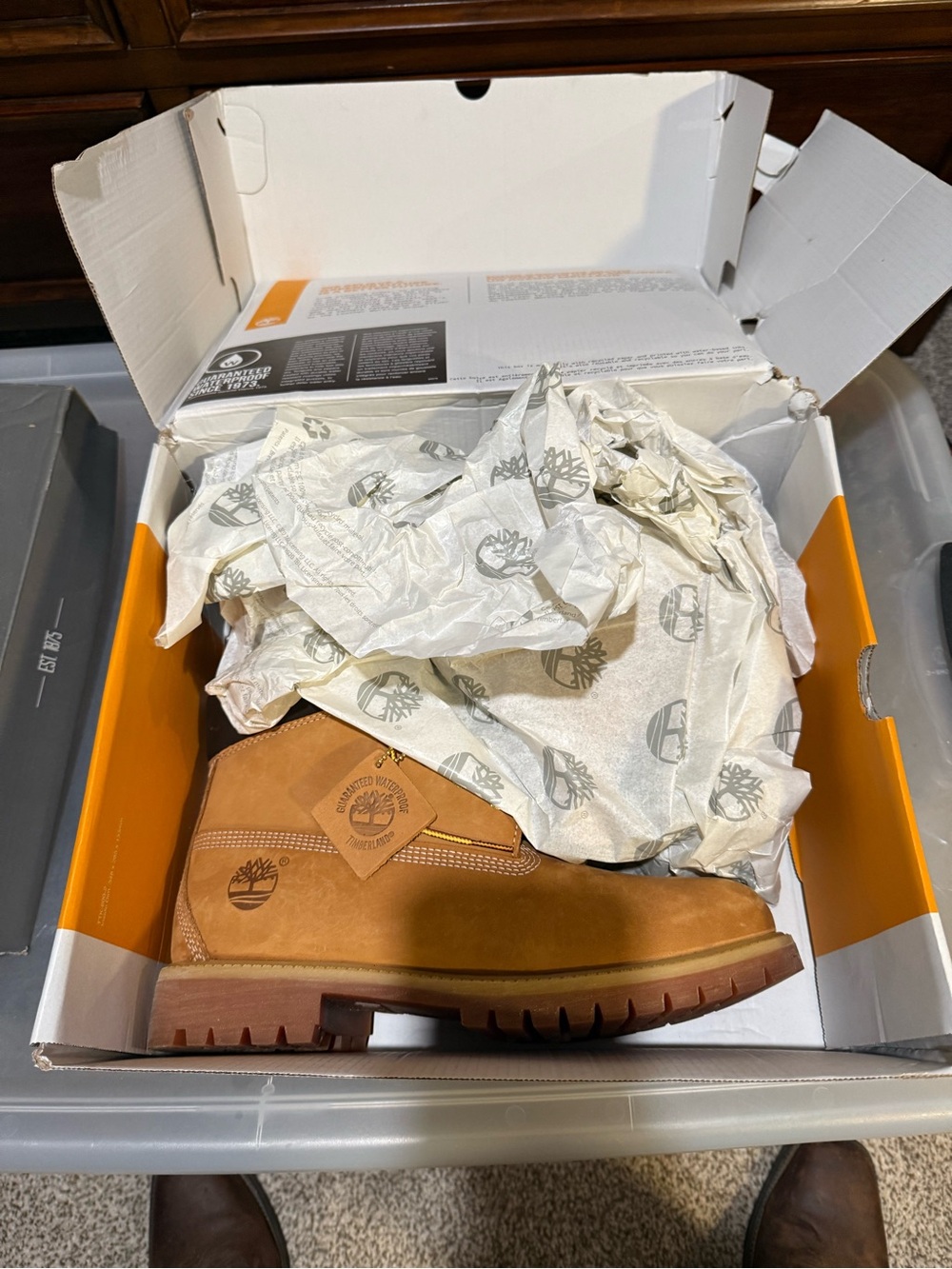 Timberland Wheat Nubuck 6-In Waterproof Boot Box